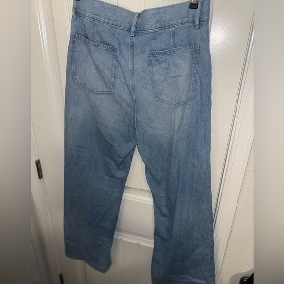 Uniqlo Flared wide Leg Blue Jeans with Relaxed Fit - Picture 7 of 10